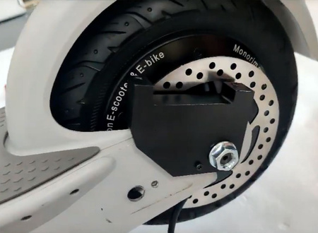 Osłona Silnika 500W 48V  Monorim MD500W-MAX z tarczą hamulcową do Ninebot Max G30 i Motus Scooty 10. Zainstaluj Tylny hamulec